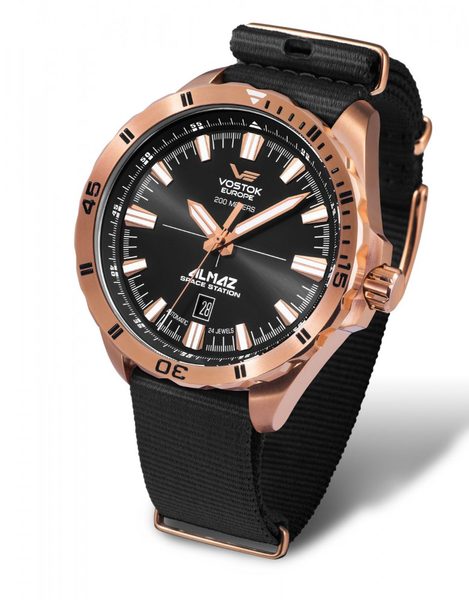 Vostok Europe Almaz Automatic Line NH35A/320B259 - NATO řemínek + 5 let záruka, pojištění a dárek ZDARMA