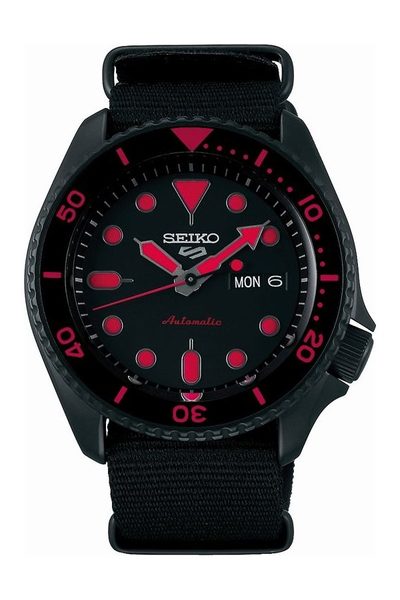 Seiko 5 Sports SRPD83K1 + 5 let záruka, pojištění a dárek ZDARMA