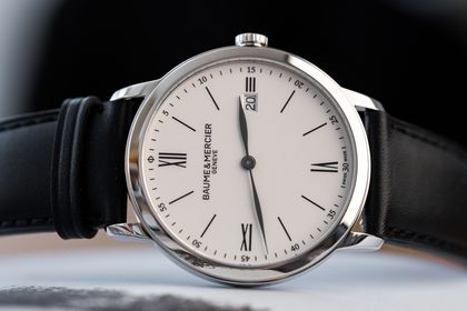 Baume & Mercier Classima 10884: Elegantní švýcarské hodinky za rozumnou cenu