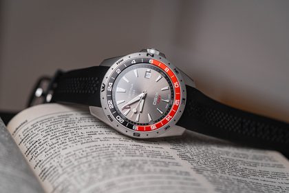 Certina DS-X GMT: Spolehlivý parťák na cesty