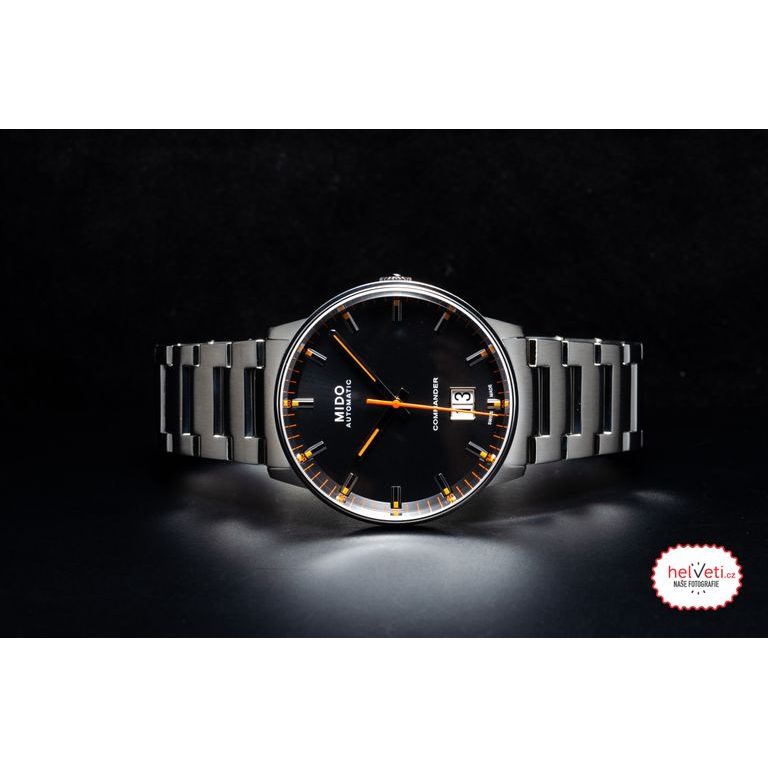 Mido Herren-Automatikuhr Commander Big Date – Edelstahl, Saphirglas, 42 Mm, Silber