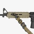 Magpul  středně dlouhé předpažbí AR-15 pro MOE M-LOK černé