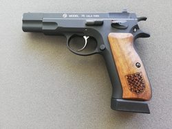 Střenky KSD CZ 75/85 ořech "Morava"