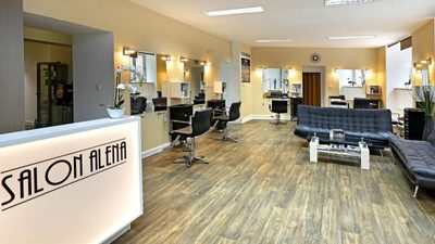 Salon Alena, Alena Divišová