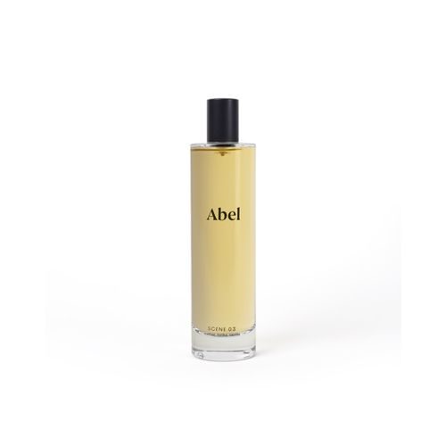 Abel Room Spray - Scene 03