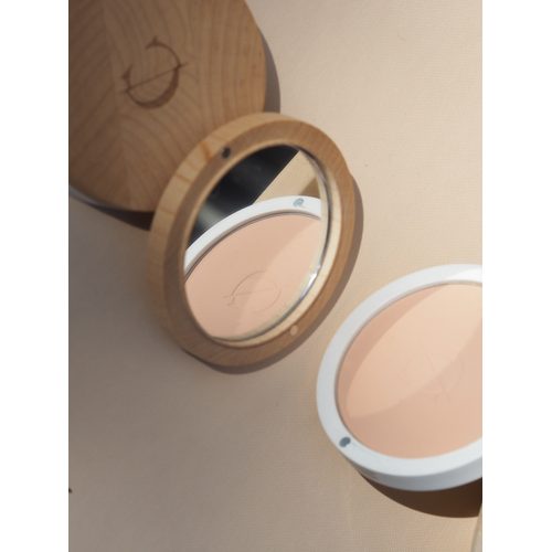 Couleur Caramel Bio kompaktní pudr HD