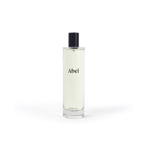 Abel Room Spray - Scene 01