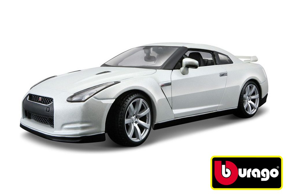 Bburago 1:18 2009 Nissan GT-R Pearl White 18-12079, Bburago, W007235, Bburago, W007235