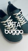 Do města, do práce i na volný čas. Bugga Vita jsou celoroční barefoot tenisky pro dospělé, které zvládnou běžný den v pohodlí a