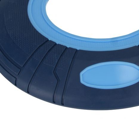 DETAILNÍ POHLED NA ZAOBLENÉ A BEZPEČNÉ OKRAJE PSÍHO LÉTAJÍCÍHO TALÍŘE