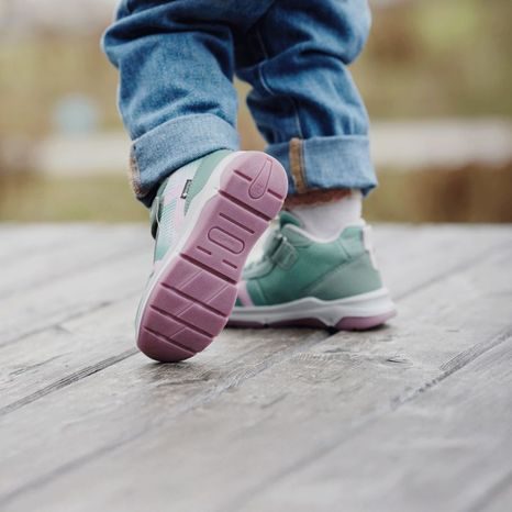 DIEVČENSKÉ CELOROČNÉ TENISKY SUPERFIT COOPER GTX GREEN/ROSE 1-006413-7010