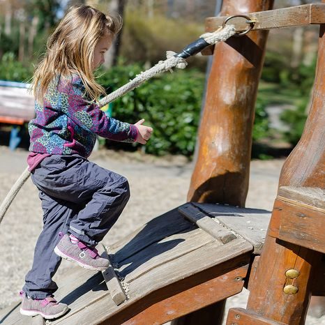 DĚTSKÉ SPORTOVNÍ TENISKY TEMPE , BUGGA, B00177-06, FIALOVÁ