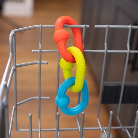 PLIP GRIPS KROUŽKY ZAVĚŠENÉ NA KOŠÍKU - HRAČKA PRO MIMINKO