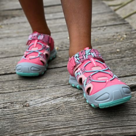 DIEVČENSKÉ SANDÁLE BUGGA LUMA PINK/TURQUOISE - RUŽOVÉ