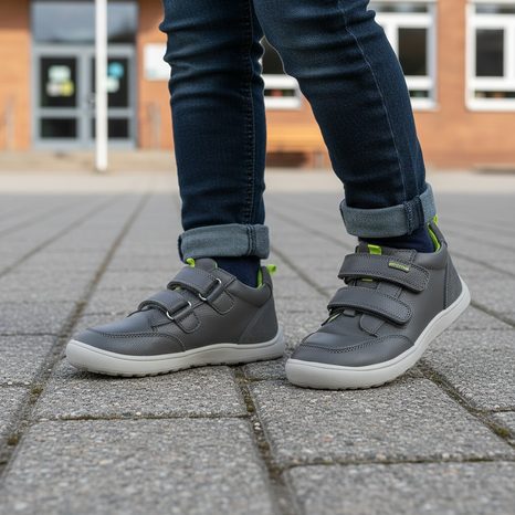 FIÚ BAREFOOT TORNACIPŐ ALAN GREY PROTETIKA SZÜRKE