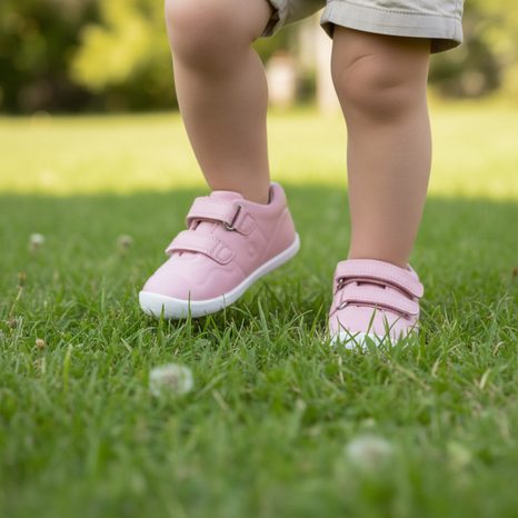 LÁNY BAREFOOT EGÉSZ ÉVBEN HORDHATÓ CIPŐ BASICO ROSA BIOMECANISC 241160-G032