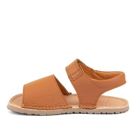 FIÚ BAREFOOT SZANDÁL FLEXY BLOME COGNAC FRODDO G3150295