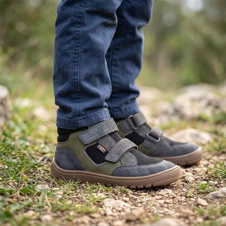 GYEREK EGÉSZ ÉVBEN HORDHATÓ BOKASZÁRÚ BAREFOOT CIPŐ UP HILL TEX GREY/BLACK FRODDO G3110281-3