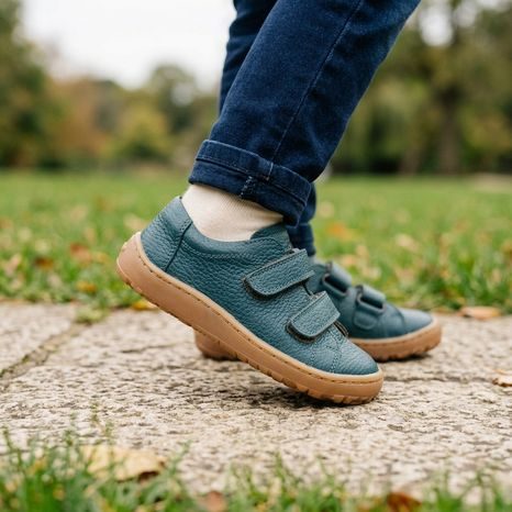 GYEREK BAREFOOT TORNACIPŐ BAZE PETROLEUM FRODDO G3130284-28