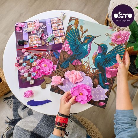 OKTO MALBA A 3D MODELOVÁNÍ OBRAZ "HUMMINGBIRDS IN LOVE" 30X40 CM, OKTO, W051119
