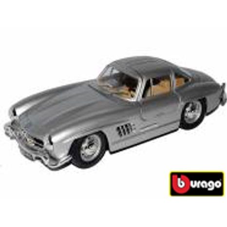 BBuggo 1:24 Porsche macan metál kék, bburago, w007348