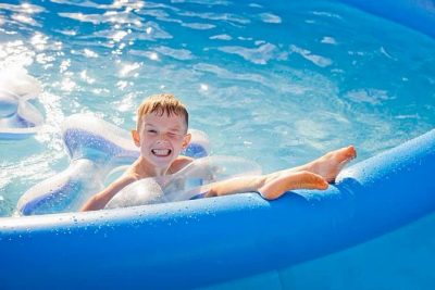 Czysta woda w basenie: To proste, jeśli przestrzegasz podstawowych zasad