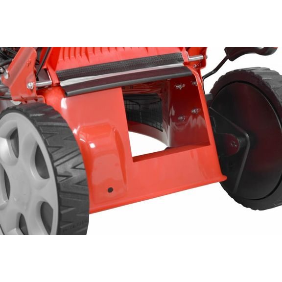 Kosiarka spalinowa z napędem - HECHT 5543 SXE 5IN1