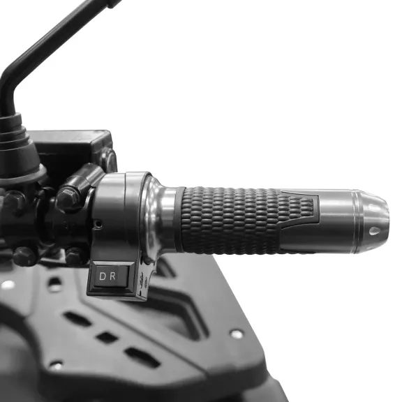 Quad towarowy ACCU - HECHT FARMIS