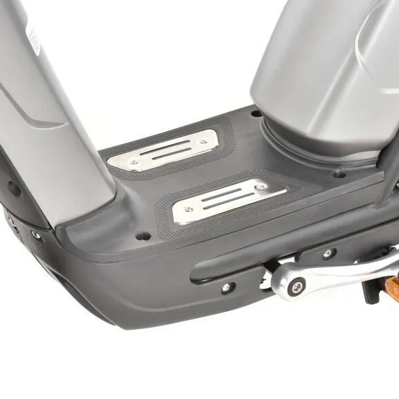 Skuter elektryczny - HECHT BETIS SILVER