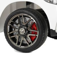 Akkumulátoros gyerek autó Mercedes benz GLC63S fehér