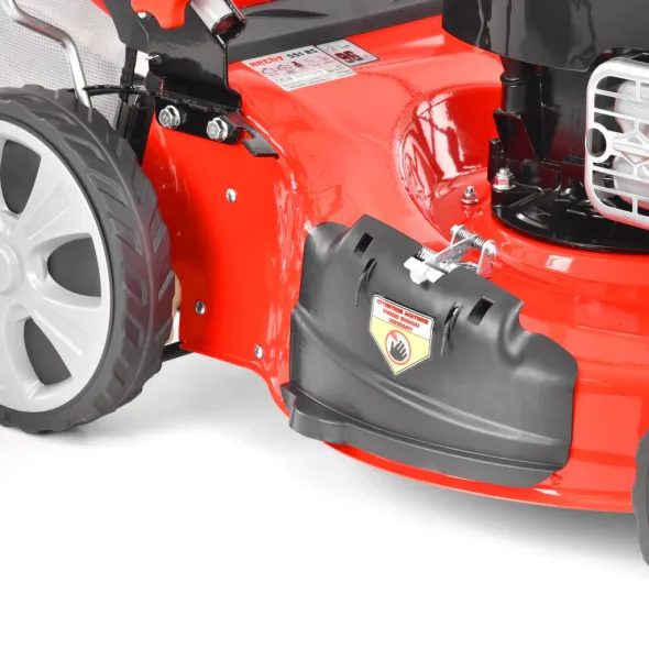 HECHT 551 BS - BENZINMOTOROS FŰNYÍRÓ, ÖNJÁRÓ