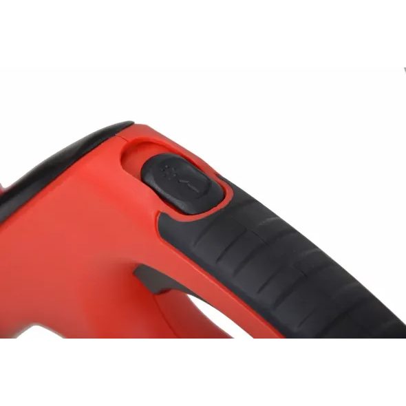 HECHT 630 - ELEKTROMOS FŰSZEGÉLYNYÍRÓ