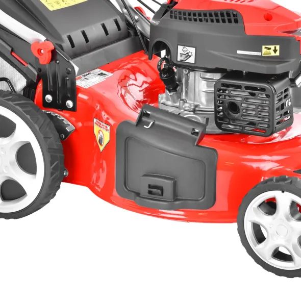 HECHT 5544 - BENZINMOTOROS FŰNYÍRÓ