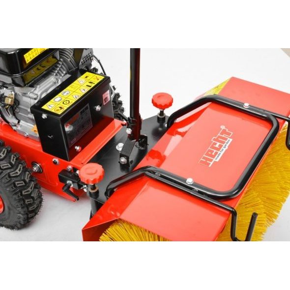 HECHT 8616 SE - BENZINMOTOROS SEPRŐGÉP