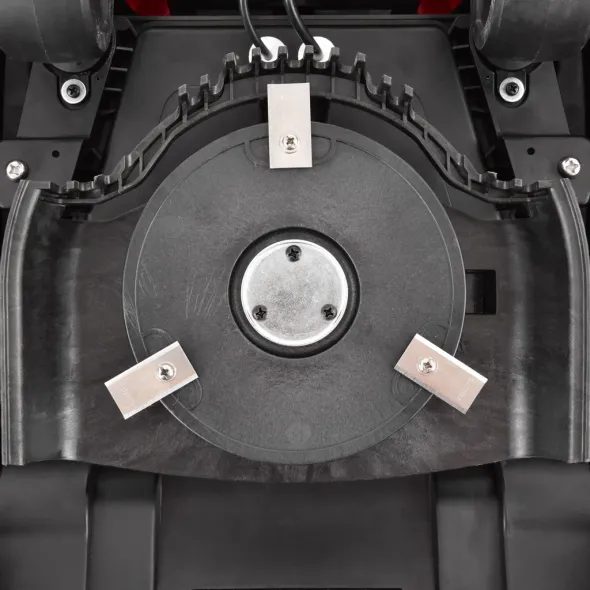 HECHT 5605 - ROBOTFŰNYÍRÓ