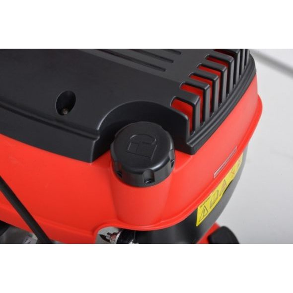 HECHT 8101 - BENZINMOTOROS SEPRŐGÉP