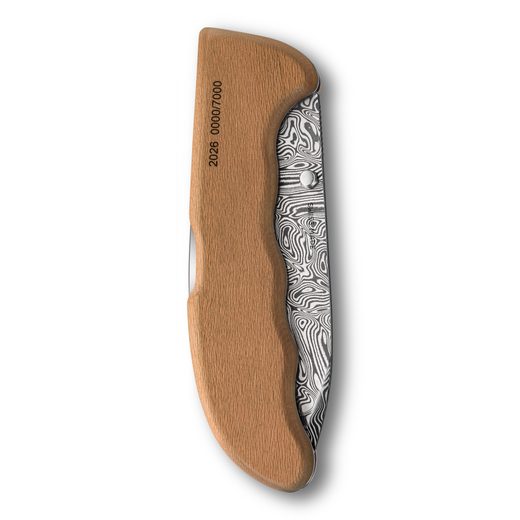 NŮŽ VICTORINOX EVOKE WOOD DAMAST LIMITED EDITION 2026 0.9410.J26 - KAPESNÍ NOŽE - PŘÍSLUŠENSTVÍ
