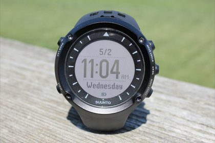 Jak Garmin rozdrtil Suunto jeho vlastními zbraněmi a proč se dnes potkávají u soudu