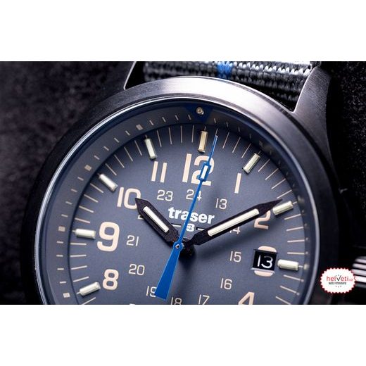 TRASER P67 OFFICER PRO GREY NATO S PRUHEM - HERITAGE - HODINKY