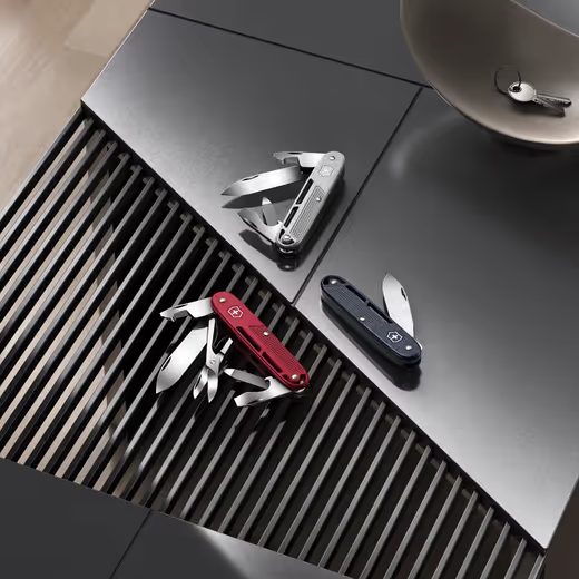 NŮŽ VICTORINOX SYNERGY ALOX 0.8216.22 - KAPESNÍ NOŽE - PŘÍSLUŠENSTVÍ