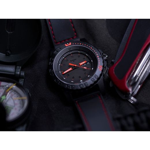 TRASER P6600 RED COMBAT PROŠITÝ SILIKON - TACTICAL - HODINKY