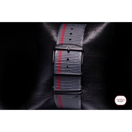 TRASER P68 PATHFINDER AUTOMATIC T100 LIMITED EDITION NATO - TACTICAL - HODINKY