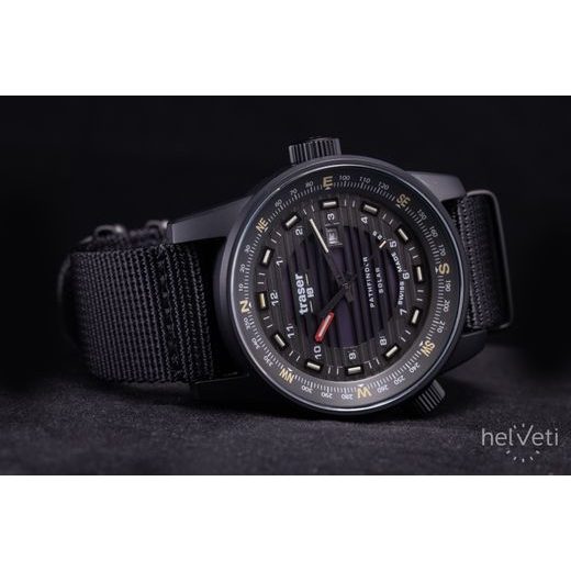 TRASER P68 PATHFINDER SOLAR BLACK ČERNÉ NATO - TACTICAL - HODINKY