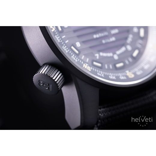 TRASER P68 PATHFINDER SOLAR BLACK ČERNÉ NATO - TACTICAL - HODINKY