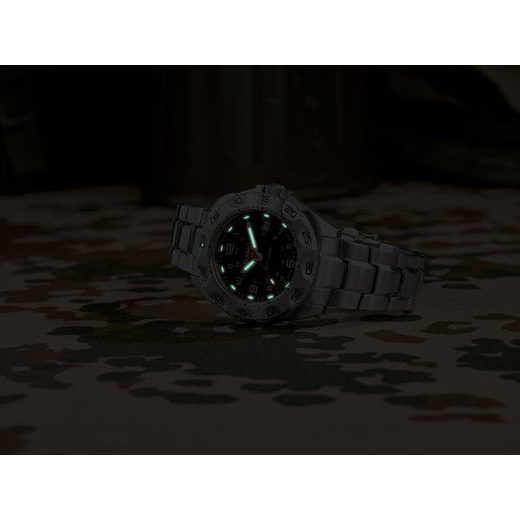 TRASER SURVIVOR NATO - TACTICAL - HODINKY