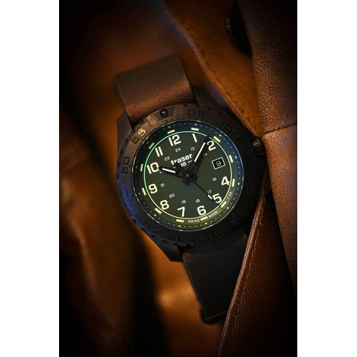 TRASER P96 OUTDOOR PIONEER EVOLUTION GREEN KŮŽE - SPORT - HODINKY