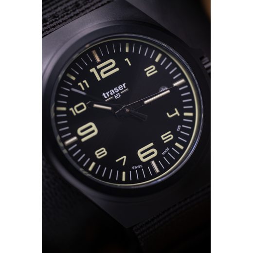 TRASER P59 ESSENTIAL M BLACK PVD NATO - !ARCHIV