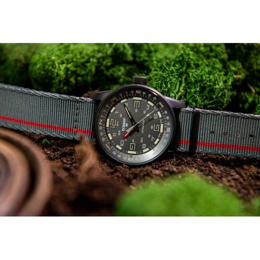 TRASER P68 PATHFINDER AUTOMATIC T100 LIMITED EDITION NATO - TACTICAL - HODINKY