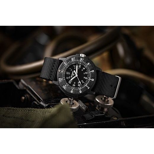 TRASER P65 TACTICAL MISSION BLACK NATO - TACTICAL - HODINKY