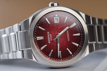 Casio Edifice Automatic EFK-200D: Mohou tyto hodinky konkurovat microbrandům?